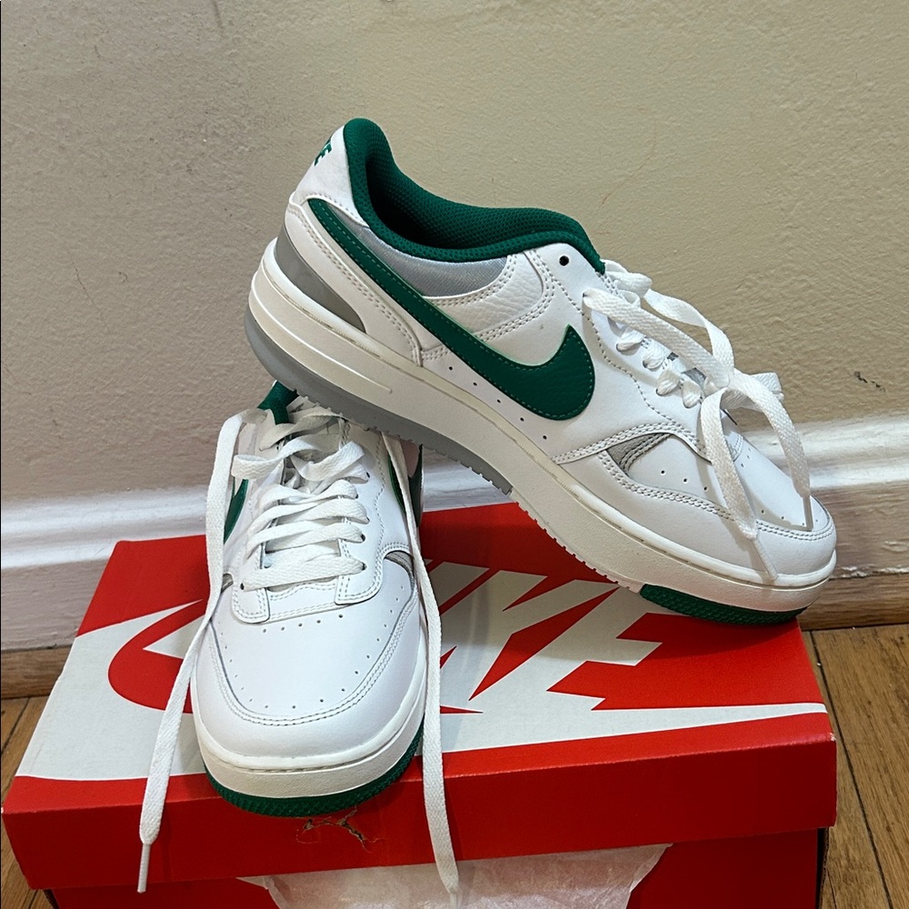 Nike Gamma Force White and Green Low-Top Sneakers - Picture 6 of 9